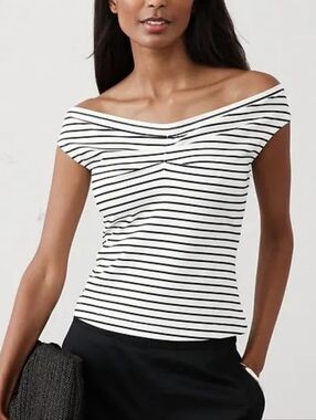 NWT - Banana Republic Textured Off-Shoulder Black & White Stretch Top - Size XL